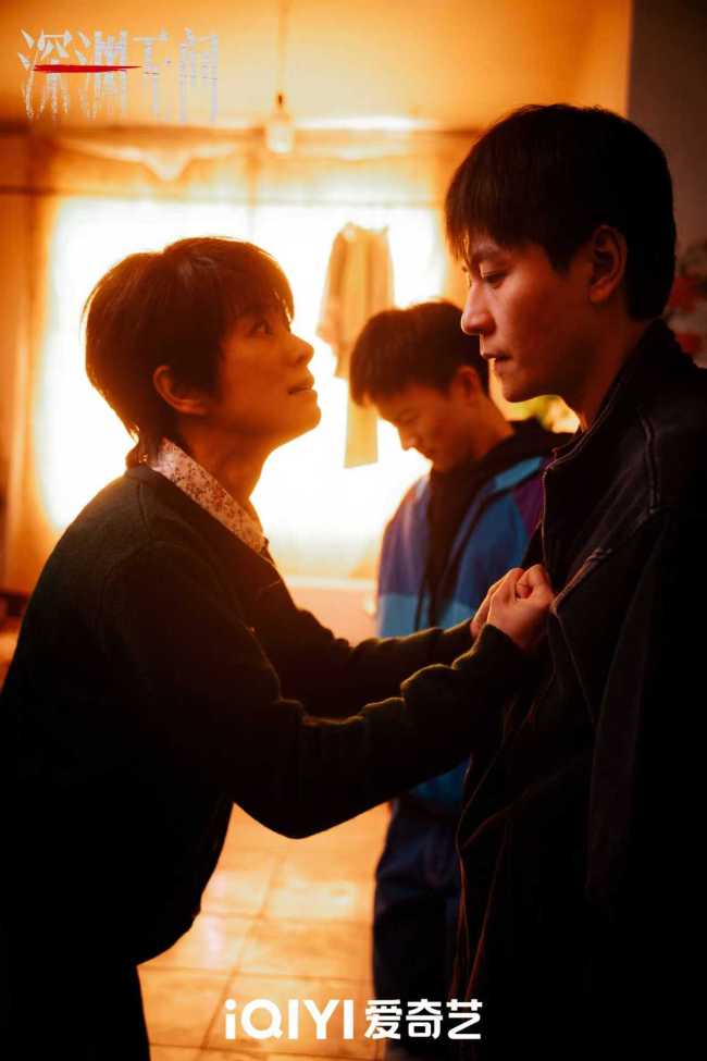 《幽谷持续》竣事 任嘉伦秦俊杰亦敌亦友献艺高智力博弈